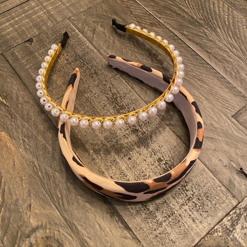 Pearly & leopard 🐆 hair band
